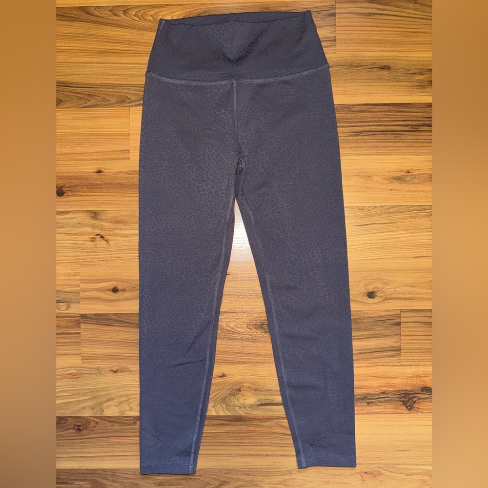 Beyond Yoga High Waisted Midi Leggings Gray Animal Print Jacquard Athleisure S